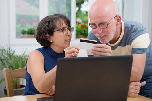a couple of senior buy with internet
