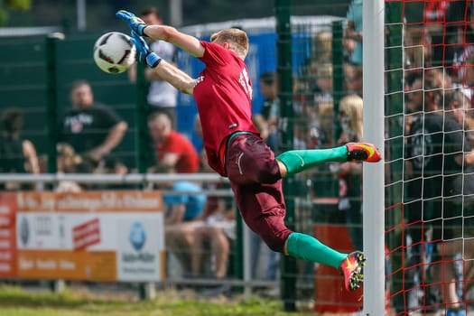 Lukas Hradecky (Eintracht Frankfurt) - TSV Steinbach vs. Eintracht Frankfurt on 30.07.2016 (Photo: Fingerhut)