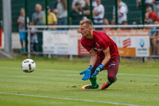 Eintracht keeper Lukas Hradecky warming up - TSV Steinbach vs. Eintracht Frankfurt on 30.07.2016 (Photo: Fingerhut)