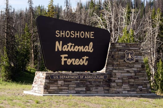 Sign marking the boundary of the Shoshone National Forest