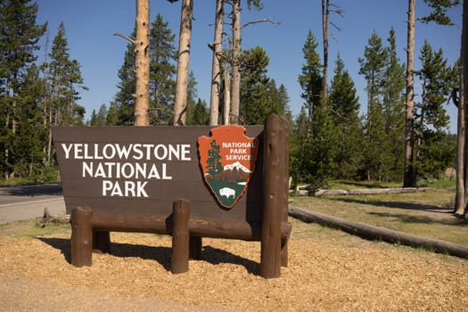 Sign marking the boundary of Yellowstone National Park