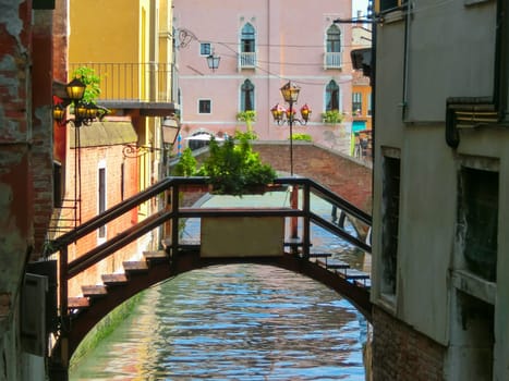 The classical picture of the venetian canal with bridge