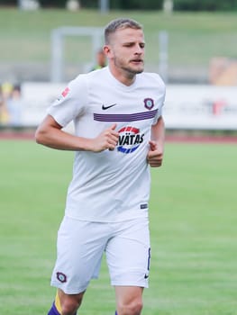 Nicky Adler ( -8-FC Erzgebirge Aue 2.Bundesliga-Saison 2016-17 ) at the friendly match FC Erzgebirge Aue - Hannover 96 on 27.7.2016 in the Friedensstadion Halberstadt