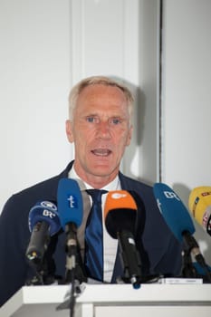Prof. Dr. Ingo Froböse at the DKV PK on the Health Report 2016 (How healthy does Germany live?)