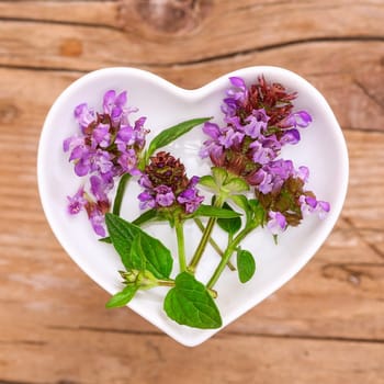 Homeopathy and cooking with medicinal herbs,Braunelle
