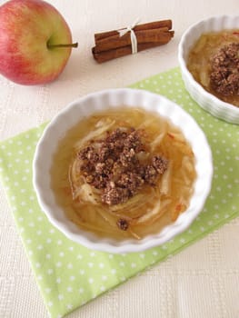 Apple soup with cinnamon and chocolate crumbles