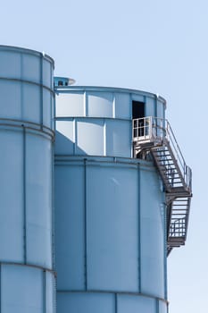 Staircase on external chemical silos