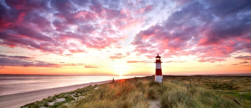 Lighthouse Sylt at sunrise