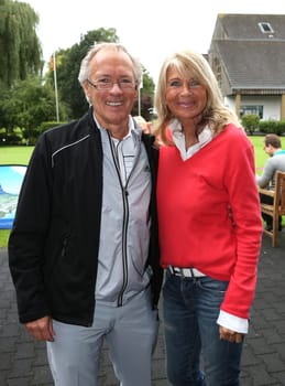 bernd wehmeyer and susanne kowalke,.fischereihhafen golf trophy cup 2016 charity golf on wendlohe favor of uwe_seeler foundation in hamburg on 05.09.2016