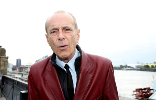 Francis Rossi . Britische Rock-Legende stellt.neues Akustik-Album Aquostic II – That ́s A Fact im Hard Rock Cafe Hamburg vor