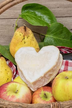 the Neufchatel cheese with Normandy apples
