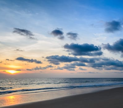 Tropical beach sunset with beautiful cloudscape skyline