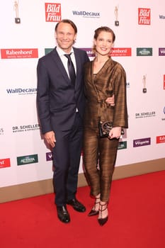 Bernhard Bettermann and Katharina Zech.10 years goldene BILD der FRAU – the big anniversary gala at the Stage Theater am Hafen Hamburg.13.10.2016
