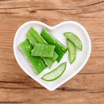 Homeopathy and cooking with medicinal herbs,aloe vera