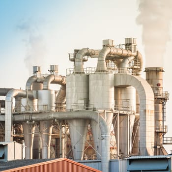 Chemical plant for the processing of chipboard of a furniture factory