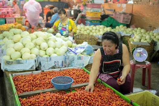 People at the Talat Warorot in the city of chiang mai in the north of Thailand in Southeastasia. ...