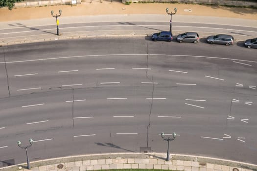 roundabout traffic at the siegessäule in berlin