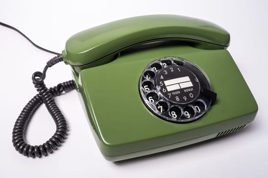 old green telephone (german)