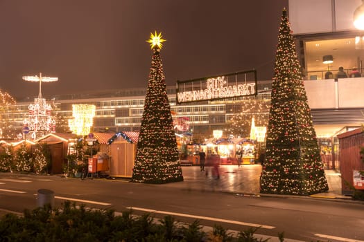 christmas market at kurfürstendamm in berlin