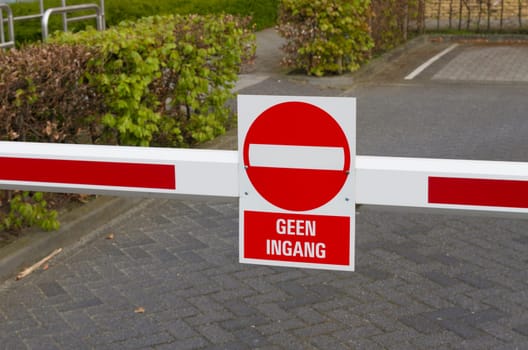 red with white no entry sign in dutch language geen ingang
