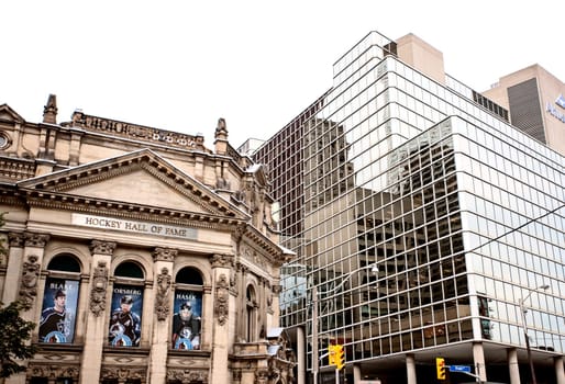 Daytime Photos of Toronto Ontario buildings downtown