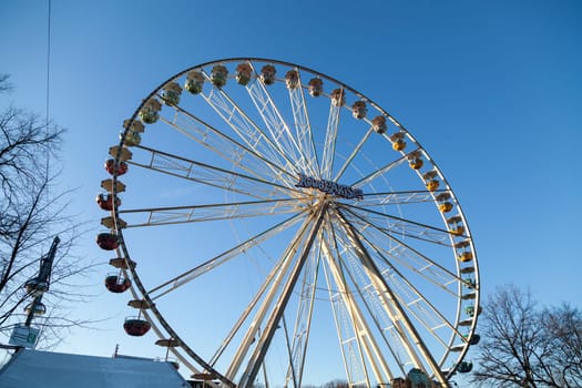 Ferris wheel at the Brandenburg Gate for the New Year's Eve party 2016 on 30.12.2016