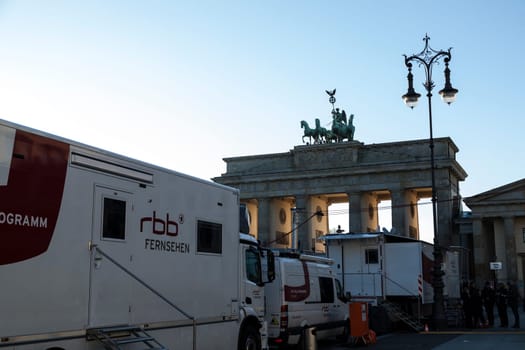 OB vans of various media at the Brandenburg Gate for the New Year's Eve 2016