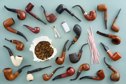 Collection of pipes and pipe smoking utensils