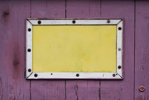 empty sign on a garage door