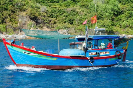Vietnamese fishing boa
