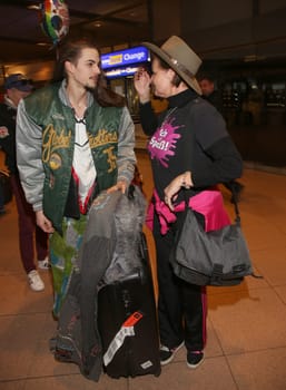 Franziska Menke with roommate David and fans at Hamburg Airport,. Arrival of the jungle camp participant in Australia at Hamburg Airport,31.01.2017