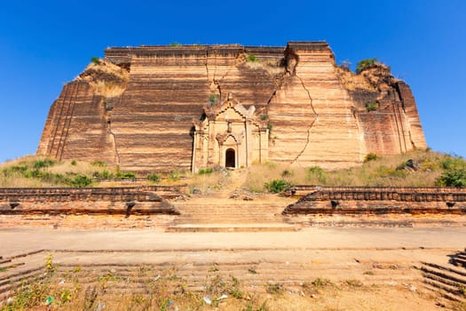 Ruined Pagoda in Mingun Paya / Mantara Gyi Paya ,Myanmar.
