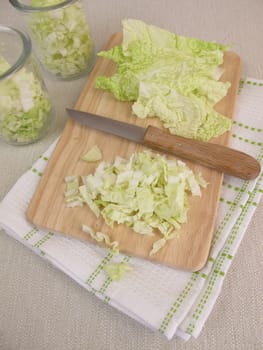 Preparation of Chinese cabbage salad