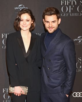 Lea van Acken und Lucas Reiber ,. European premiere von FIFTY SHADES OF GREY - Cinemaxx Hamburg