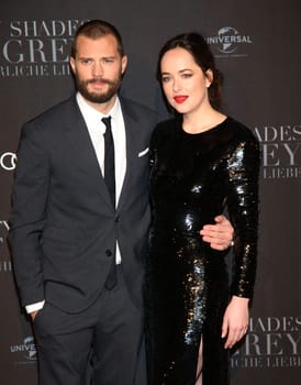 Jamie Dornan   und Dakota Johnson , .Europapremiere von FIFTY SHADES OF GREY -   Cinemaxx Hamburg