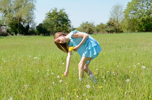 Girls with dandelions