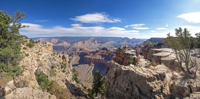 The Grand Canyon. Views of the canyon, the landscape and nature.