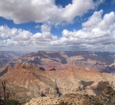 The Grand Canyon. Views of the canyon, the landscape and nature.
