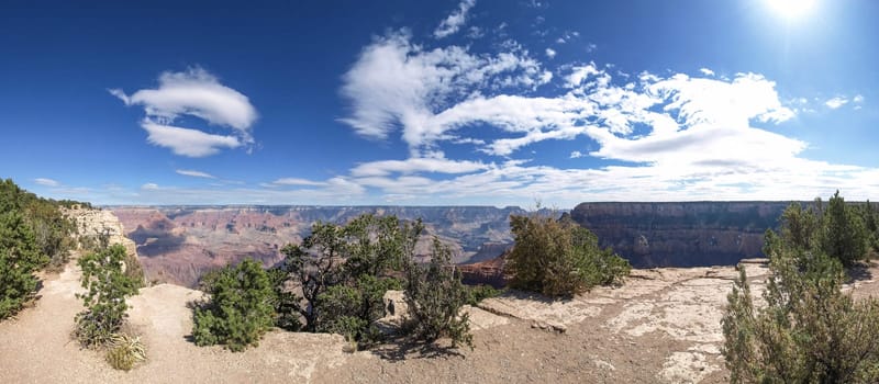 The Grand Canyon. Views of the canyon, the landscape and nature.