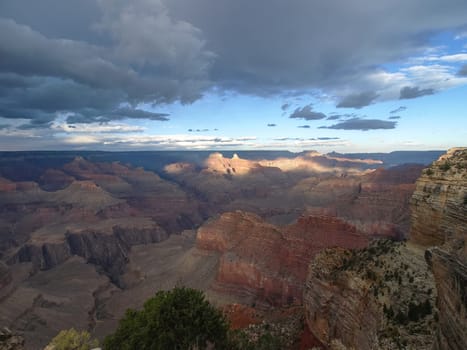 The Grand Canyon. Views of the canyon, the landscape and nature.