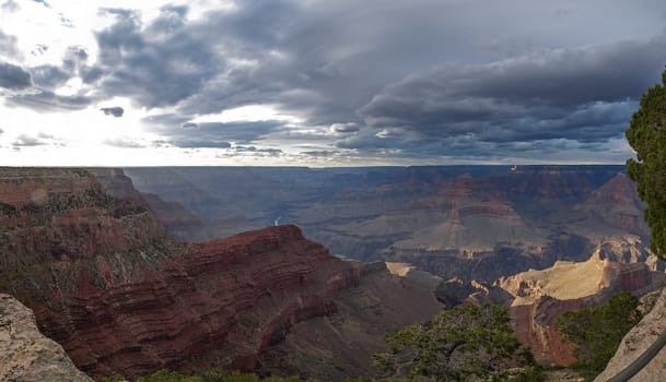 The Grand Canyon. Views of the canyon, the landscape and nature.