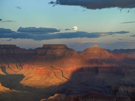 The Grand Canyon. Views of the canyon, the landscape and nature.