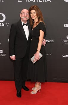 Horst Lichter with Nada Sosinka ,. Presentation of the GOLDEN CAMERA 2017 at Messe Hamburg