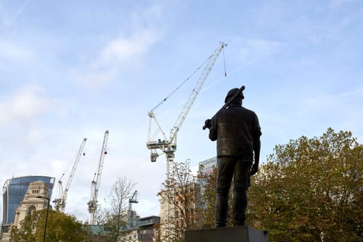 LONDON, UK - NOVEMBER 08
