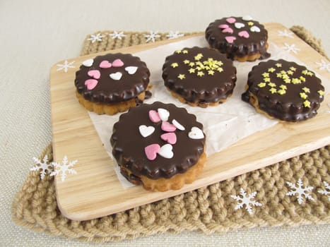 Filled double biscuits with chocolate