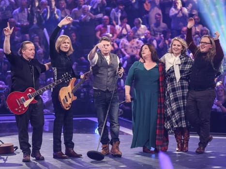 Kelly Familiy in the ARD TV show Schlager Countdown in Oldenburg on 25.03.2017