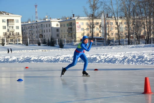 Skating. Training for riding on skates on the ice.