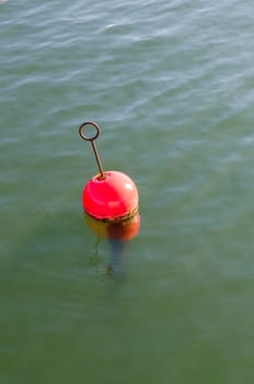 one mooring bouy to place the boat on
