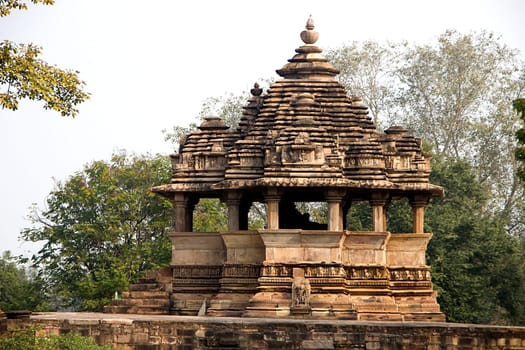 View of Nandi Mantapa opposie Lakshman Temple at Khajuraho, Madhya Pradesh, India, Asia