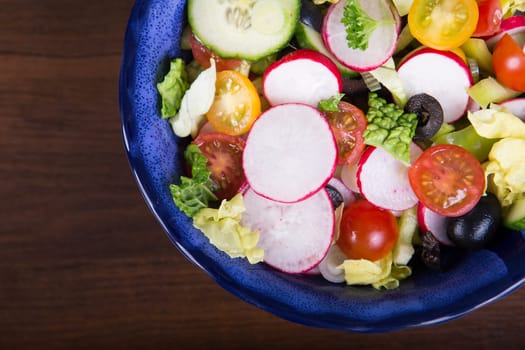 Fresh salad with vegetables